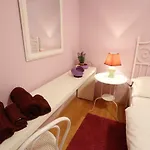 Viola Apartment